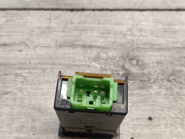 bontott SUZUKI SWIFT II Ablakfűtés Kapcsoló