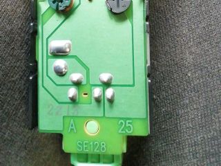 bontott SUZUKI SWIFT II Ablakfűtés Kapcsoló