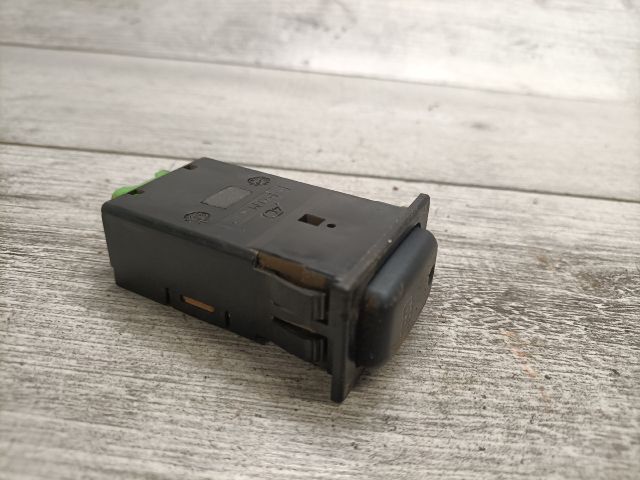 bontott SUZUKI SWIFT II Ablakfűtés Kapcsoló