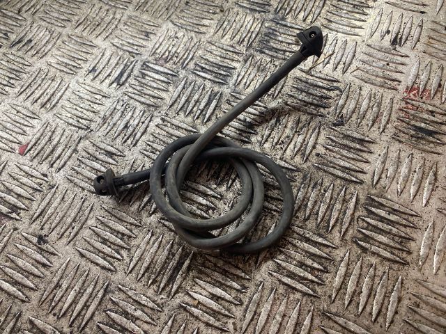 bontott SUZUKI SWIFT II Ablakmosó Fúvóka Kábel