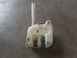 bontott SUZUKI SWIFT II Ablakmosó Tartály