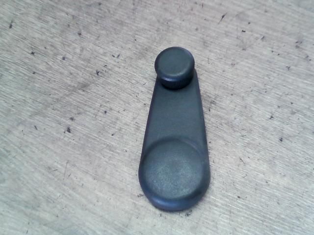 bontott SUZUKI SWIFT II Ablaktekerő Kar (Pozíciófüggetlen)