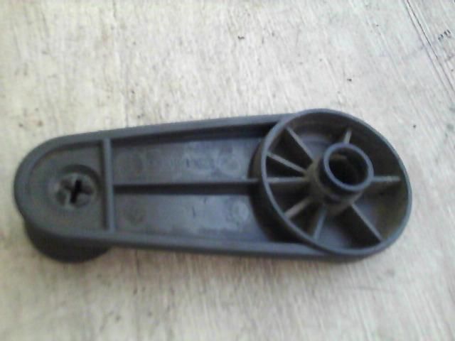 bontott SUZUKI SWIFT II Ablaktekerő Kar (Pozíciófüggetlen)