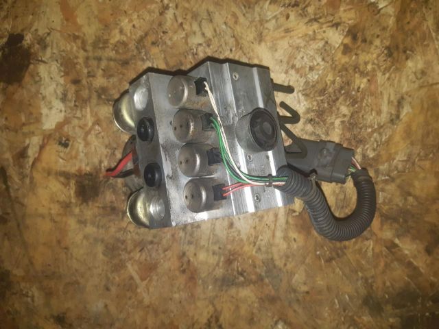 bontott SUZUKI SWIFT II ABS Kocka