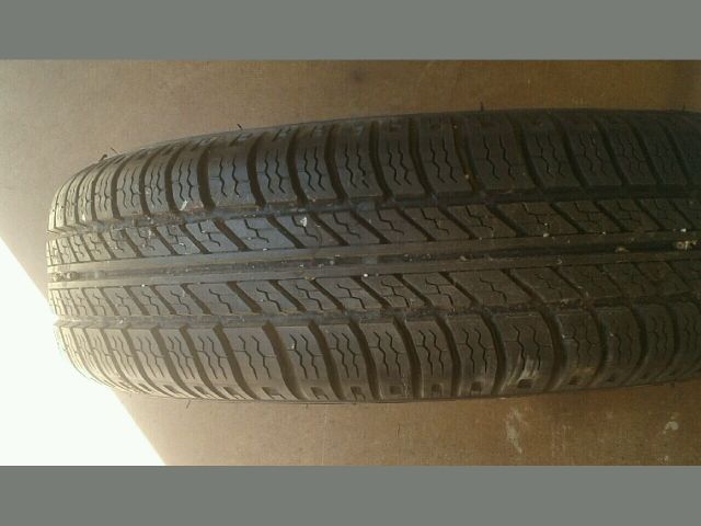 bontott SUZUKI SWIFT II Acélfelni Gumival (1 db)