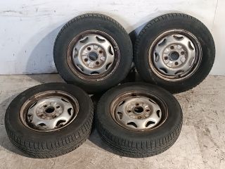 bontott SUZUKI SWIFT II Acélfelni Szett Gumival