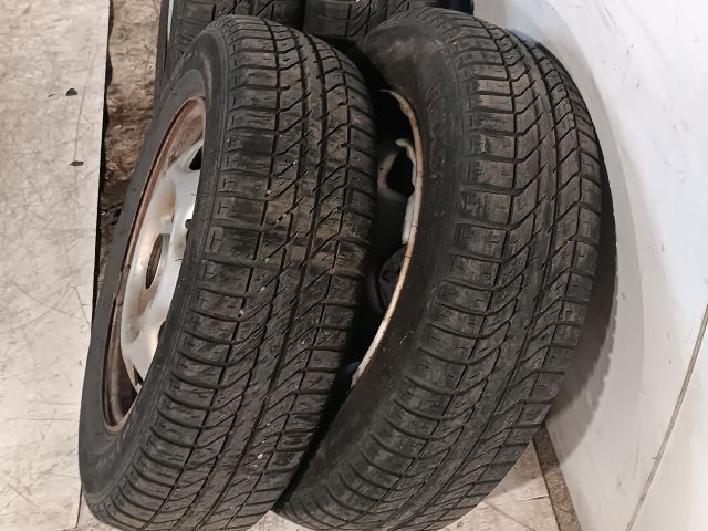 bontott SUZUKI SWIFT II Acélfelni Szett Gumival