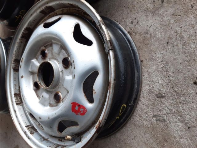 bontott SUZUKI SWIFT II Acélfelni Szett Gumival