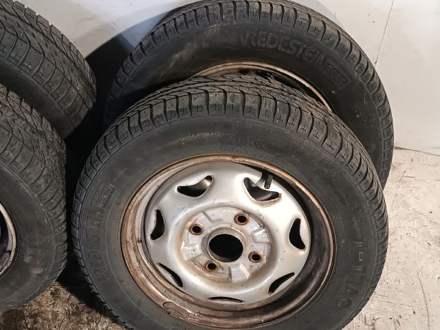 bontott SUZUKI SWIFT II Acélfelni Szett Gumival