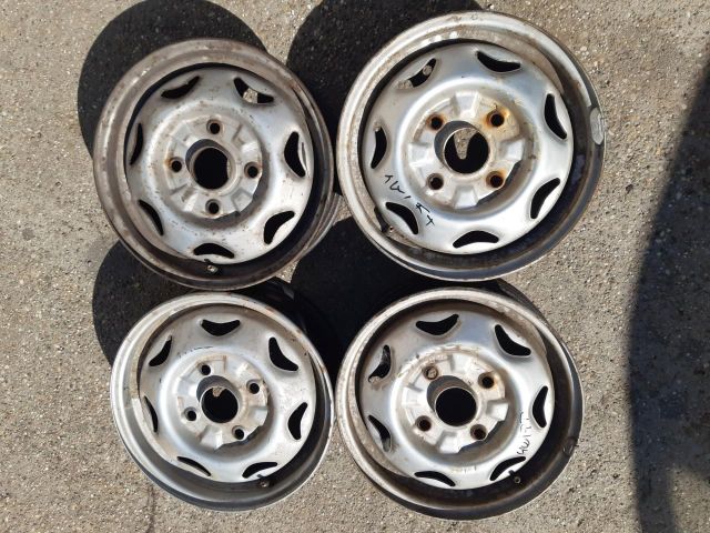 bontott SUZUKI SWIFT II Acélfelni Szett Gumival