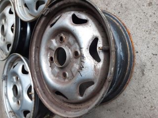 bontott SUZUKI SWIFT II Acélfelni Szett Gumival