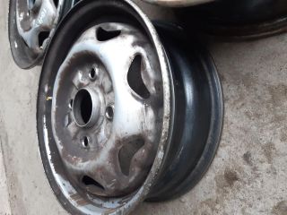 bontott SUZUKI SWIFT II Acélfelni Szett Gumival