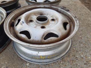 bontott SUZUKI SWIFT II Acélfelni Szett Gumival