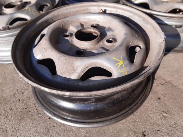 bontott SUZUKI SWIFT II Acélfelni Szett Gumival