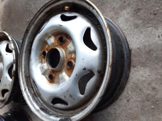 bontott SUZUKI SWIFT II Acélfelni Szett Gumival