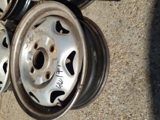 bontott SUZUKI SWIFT II Acélfelni Szett Gumival