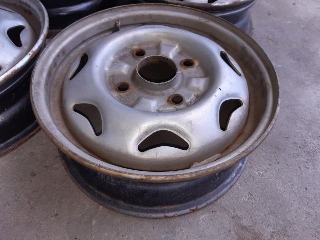 bontott SUZUKI SWIFT II Acélfelni Szett Gumival