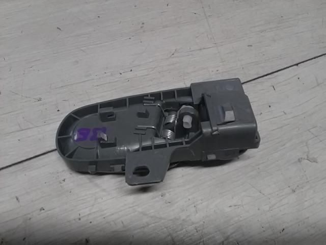 bontott SUZUKI SWIFT II Bal Belső Kilincs (Pozíciófüggetlen)