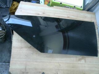 bontott SUZUKI SWIFT II Bal C Oszlop Oldalablak Üveg