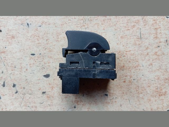 bontott SUZUKI SWIFT II Bal első Ablakemelő Kapcsoló