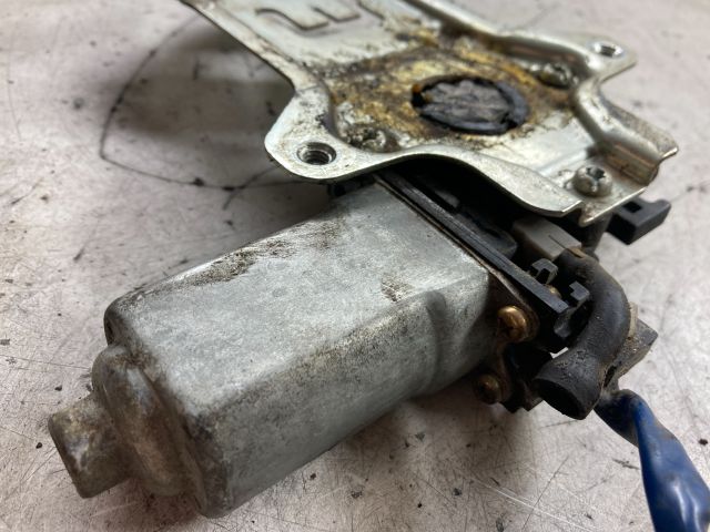 bontott SUZUKI SWIFT II Bal első Ablakemelő Motor