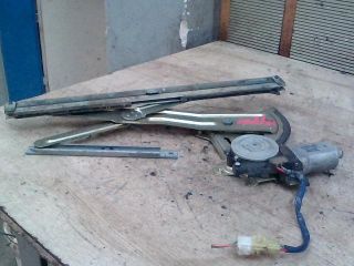 bontott SUZUKI SWIFT II Bal első Ablakemelő Szerkezet (Elektromos)