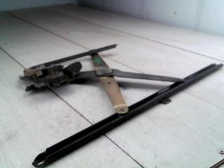 bontott SUZUKI SWIFT II Bal első Ablakemelő Szerkezet (Mechanikus)