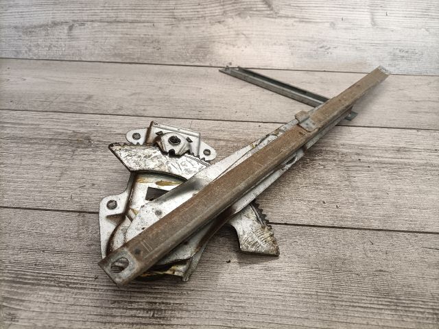 bontott SUZUKI SWIFT II Bal első Ablakemelő Szerkezet (Mechanikus)