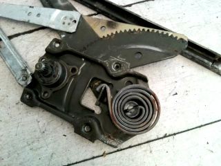 bontott SUZUKI SWIFT II Bal első Ablakemelő Szerkezet (Mechanikus)