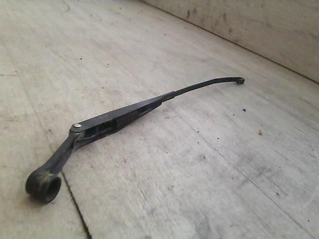 bontott SUZUKI SWIFT II Bal első Ablaktörlő Kar