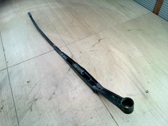 bontott SUZUKI SWIFT II Bal első Ablaktörlő Kar