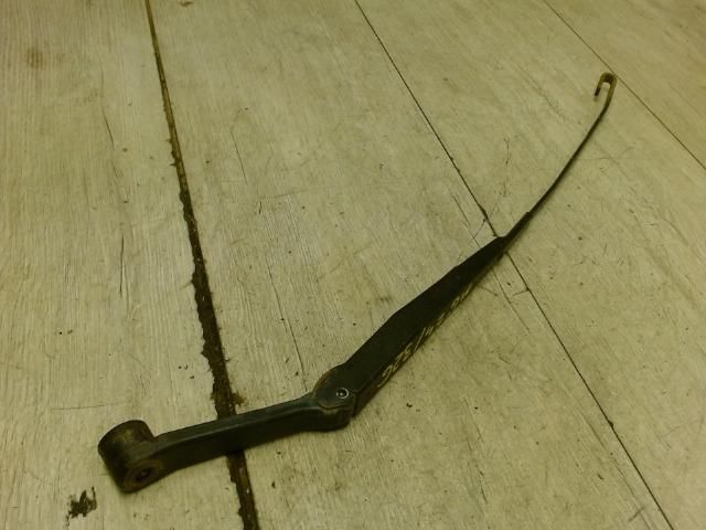 bontott SUZUKI SWIFT II Bal első Ablaktörlő Kar