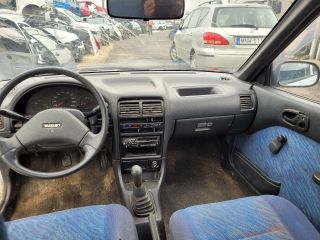 bontott SUZUKI SWIFT II Bal első Ajtó Kárpit