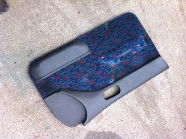 bontott SUZUKI SWIFT II Bal első Ajtó Kárpit