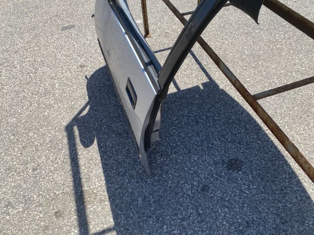 bontott SUZUKI SWIFT II Bal első Ajtó (Részeivel)