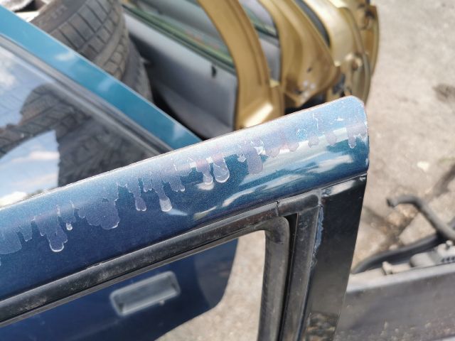 bontott SUZUKI SWIFT II Bal első Ajtó (Részeivel)