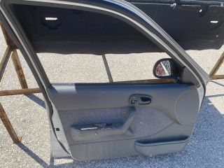 bontott SUZUKI SWIFT II Bal első Ajtó (Részeivel)