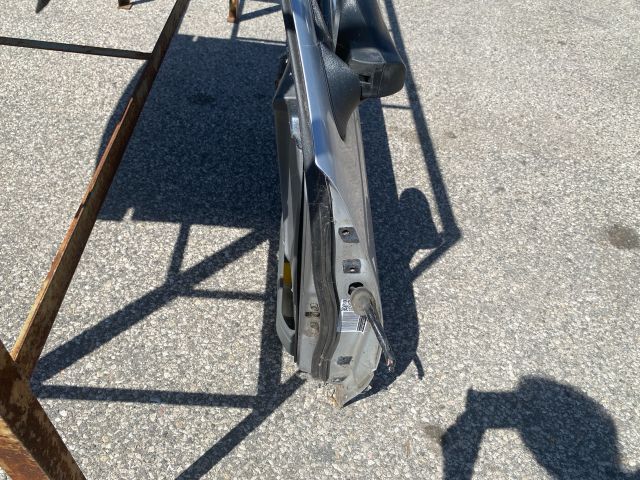 bontott SUZUKI SWIFT II Bal első Ajtó (Részeivel)