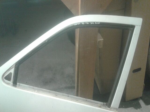 bontott SUZUKI SWIFT II Bal első Ajtó (Üres lemez)