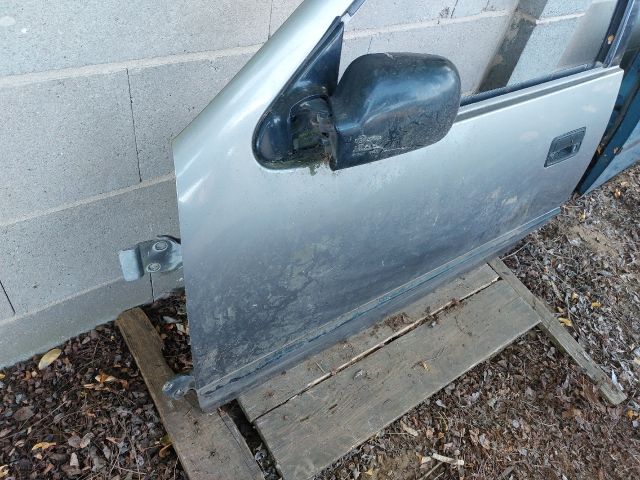 bontott SUZUKI SWIFT II Bal első Ajtó (Üres lemez)