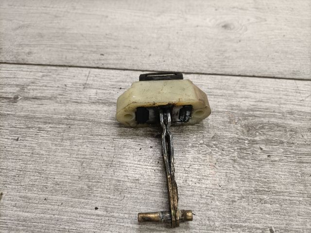 bontott SUZUKI SWIFT II Bal első Ajtóhatároló