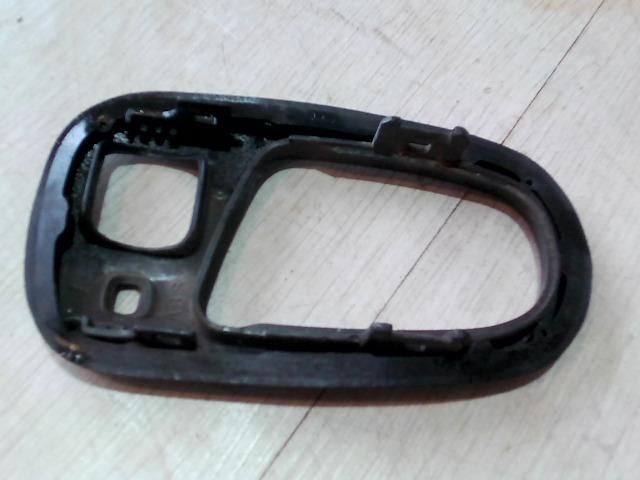 bontott SUZUKI SWIFT II Bal első Ajtókeret