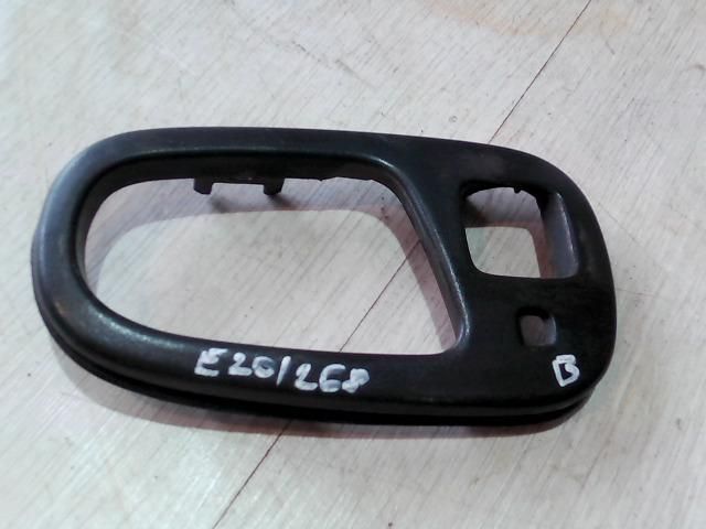 bontott SUZUKI SWIFT II Bal első Ajtókeret