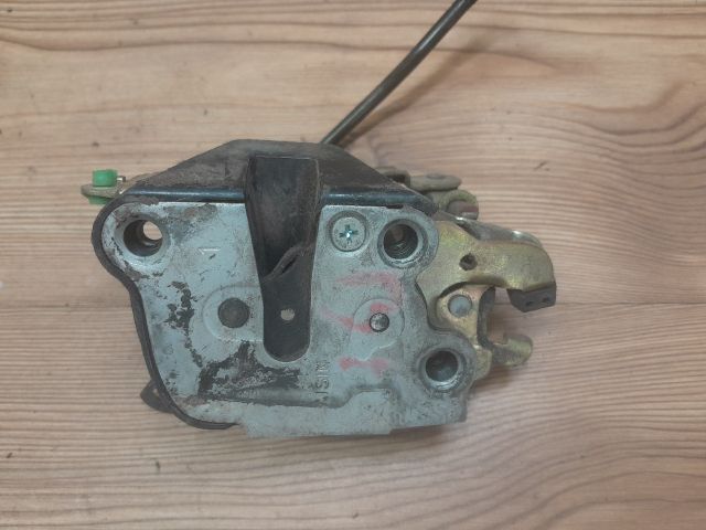 bontott SUZUKI SWIFT II Bal első Ajtózár