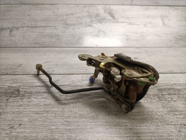 bontott SUZUKI SWIFT II Bal első Ajtózár