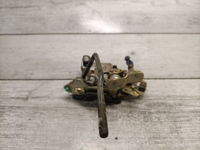 bontott SUZUKI SWIFT II Bal első Ajtózár