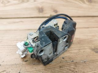 bontott SUZUKI SWIFT II Bal első Ajtózár