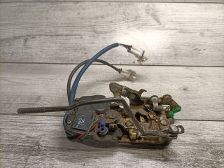 bontott SUZUKI SWIFT II Bal első Ajtózár