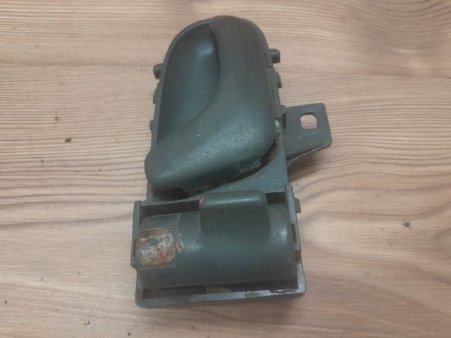 bontott SUZUKI SWIFT II Bal első Belső Kilincs