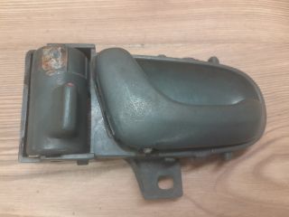 bontott SUZUKI SWIFT II Bal első Belső Kilincs